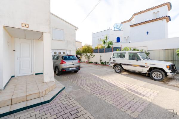 Immeuble à vendre St Pierre la Mer - 11560 / Réf: 4189-FUTTERER