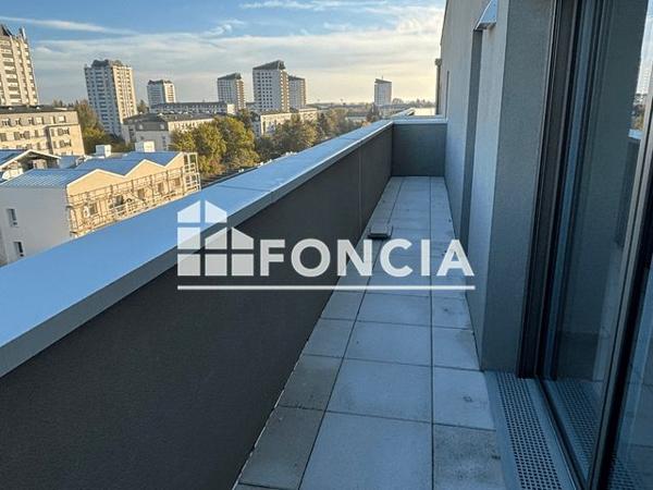 Location Appartement 2 pièces 43.5 m² - AVENUE BEETHOVEN Tours 37200