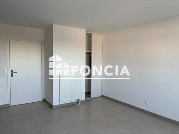 Location Appartement 2 pièces 43.5 m² - AVENUE BEETHOVEN Tours 37200