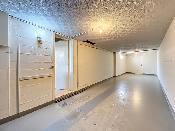 Pavillon indépendant vivable de plain pied, situé à Trilport - 130 m2 - 5 chambres - jardin - garage double et atelier.