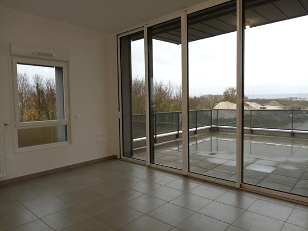 BEZANNES- Résidence Le Fairway- Apt T4 de 93.69m2 avec terra