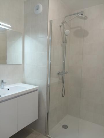 BEZANNES- Résidence Le Fairway- Apt T4 de 93.69m2 avec terra