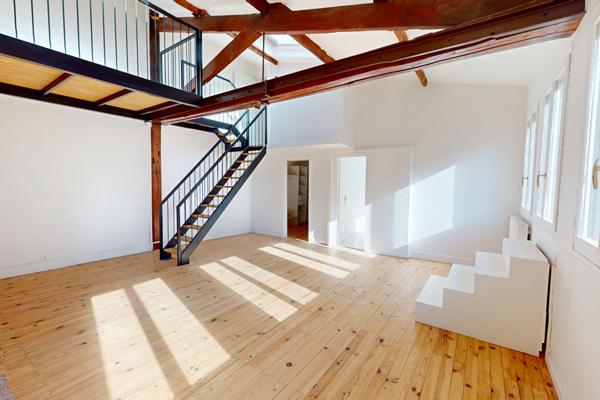 Loft avec terrasse !