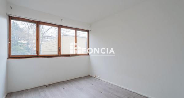 À vendre Appartement 4 pièces 73 m² - La Celle-saint-cloud 78170