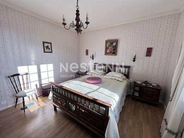 Beau pavillon de 84.77 m² comprenant 2 chambres à vendre avec terrain clos à Château-du-Loir (72500)