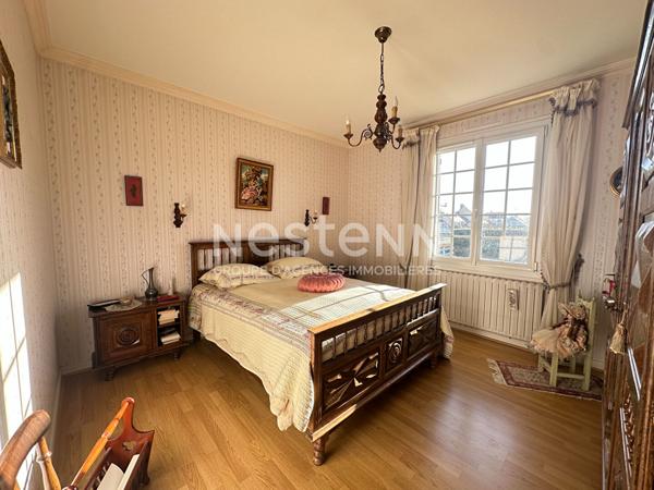 Beau pavillon de 84.77 m² comprenant 2 chambres à vendre avec terrain clos à Château-du-Loir (72500)