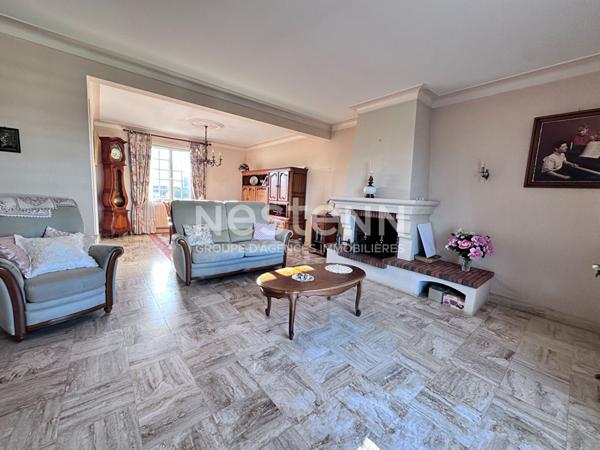 Beau pavillon de 84.77 m² comprenant 2 chambres à vendre avec terrain clos à Château-du-Loir (72500)