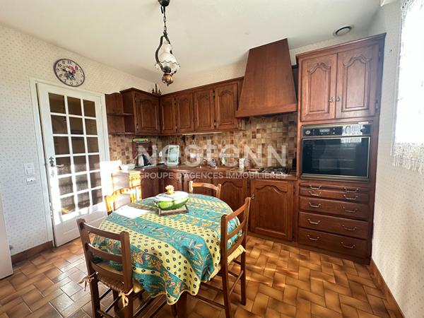 Beau pavillon de 84.77 m² comprenant 2 chambres à vendre avec terrain clos à Château-du-Loir (72500)