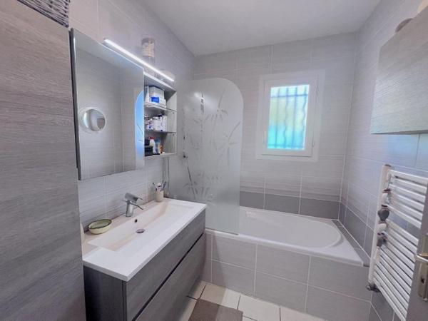 Vente / Maison T4