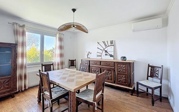 Maison à louer    4 pièces • 78 m2 Saint-Genis-Laval