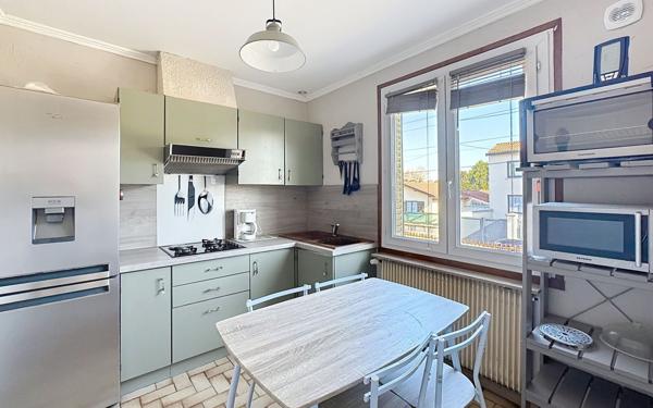 Maison à louer    4 pièces • 78 m2 Saint-Genis-Laval