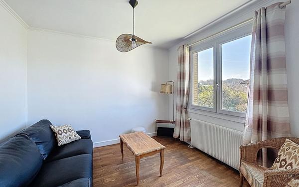 Maison à louer    4 pièces • 78 m2 Saint-Genis-Laval