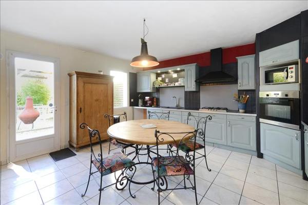 Maison à vendre |  Angoulême |  6 pièces | 146 m²