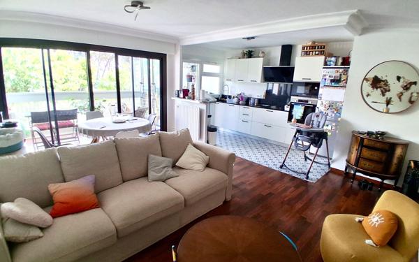 Appartement à vendre    3 pièces •  Marseille 9