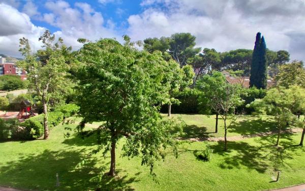 Appartement à vendre    3 pièces •  Marseille 9