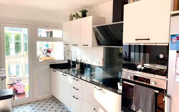 Appartement à vendre    3 pièces •  Marseille 9