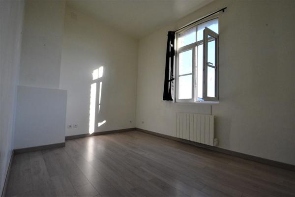 Dpt Nord (59), à louer VALENCIENNES appartement T2 de 37 m²