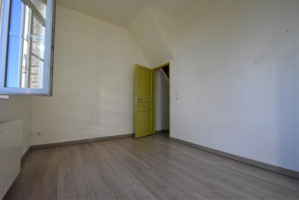 Dpt Nord (59), à louer VALENCIENNES appartement T2 de 37 m²