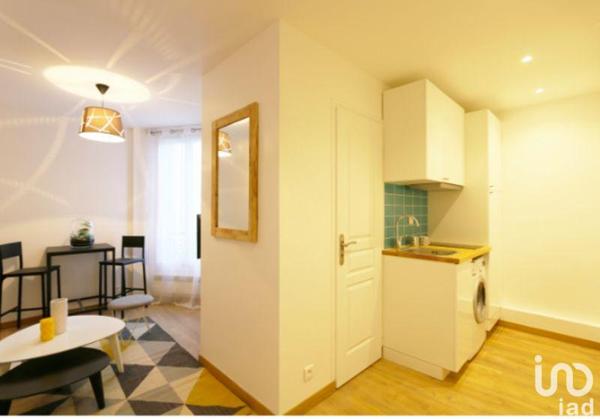 apartment rental 2 rooms 24 m² Paris 18