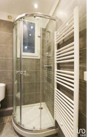 apartment rental 2 rooms 24 m² Paris 18