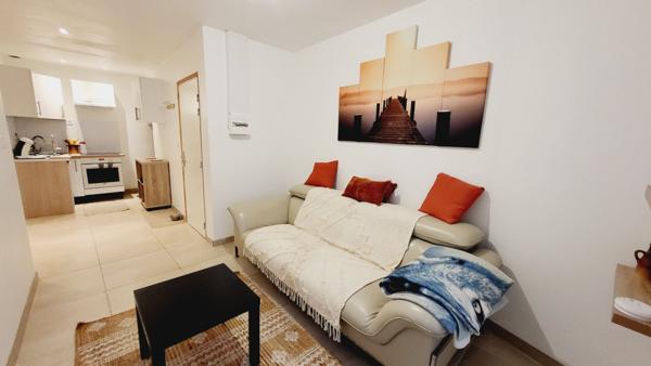 APPARTEMENT 1 CHAMBRE MEUBLE CENTRE VILLE CARCASSONNE