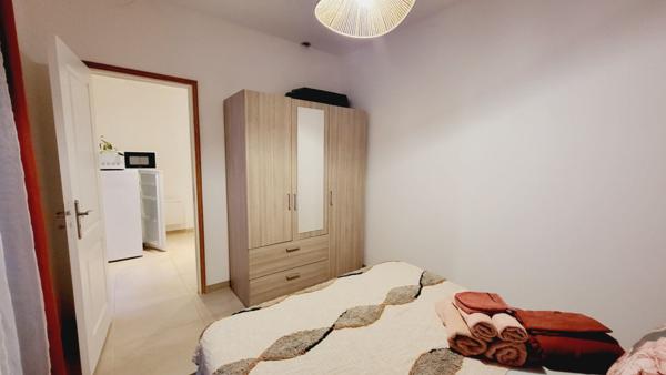 APPARTEMENT 1 CHAMBRE MEUBLE CENTRE VILLE CARCASSONNE