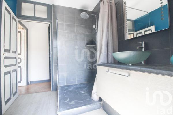 House for sale 4 rooms 75 m² Saint-Affrique