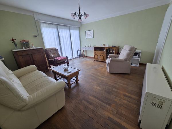 Bouzonville (57320) Maison de ville 130 m² 5 pièces avec jardin et local