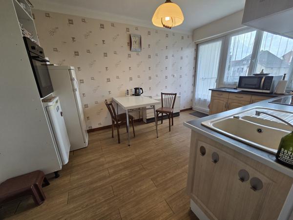 Bouzonville (57320) Maison de ville 130 m² 5 pièces avec jardin et local