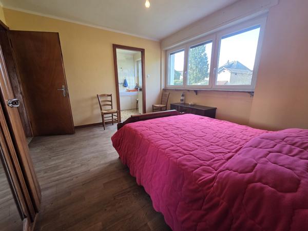 Bouzonville (57320) Maison de ville 130 m² 5 pièces avec jardin et local