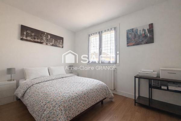 À 5 min à pied des commerces, au calme, avec sous-sol complet et jardin : une maison prête à vivre à Sillé-le-Guillaume !