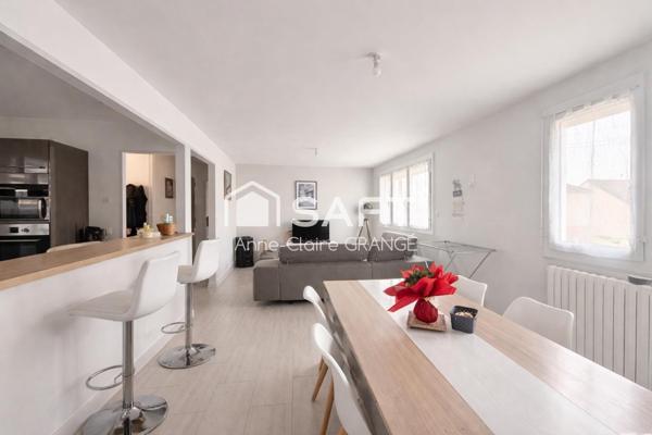 À 5 min à pied des commerces, au calme, avec sous-sol complet et jardin : une maison prête à vivre à Sillé-le-Guillaume !