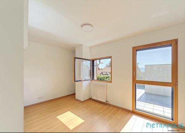Maison familiale 4 pièces avec jardin