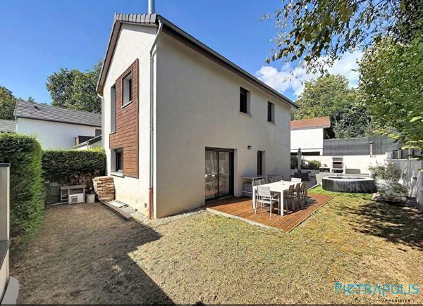 Maison familiale 4 pièces avec jardin