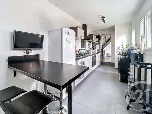 Maison à vendre  3 pièces - 67,44 m2 ST ETIENNE DU ROUVRAY - 76