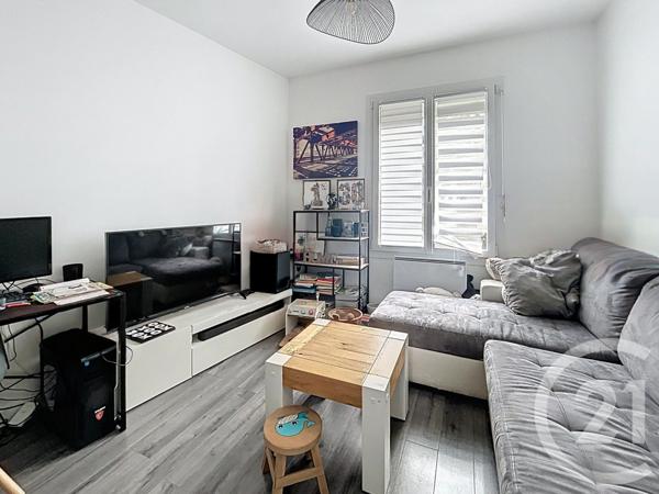 Maison à vendre  3 pièces - 67,44 m2 ST ETIENNE DU ROUVRAY - 76