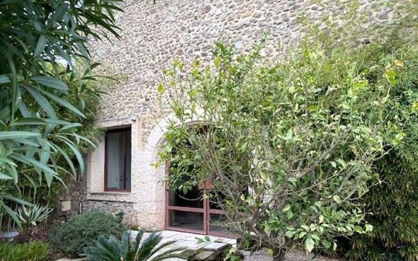 Maison à vendre    5 pièces •  Paulhan