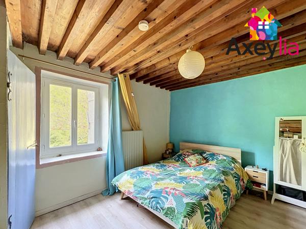 Lamure-sur-Azergues (69870) A VENDRE - LAMURE-SUR- AZERGUE - MAISON FAMILIALE