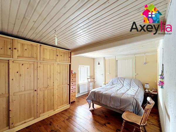 Lamure-sur-Azergues (69870) A VENDRE - LAMURE-SUR- AZERGUE - MAISON FAMILIALE