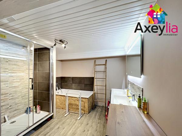 Lamure-sur-Azergues (69870) A VENDRE - LAMURE-SUR- AZERGUE - MAISON FAMILIALE