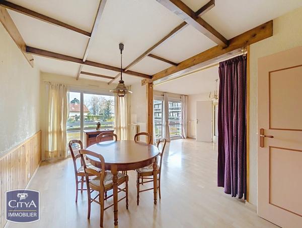 Appartement à vendre 4 pièces 97m² Chambéry (73000)