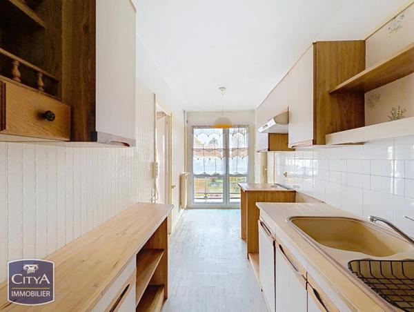 Appartement à vendre 4 pièces 97m² Chambéry (73000)