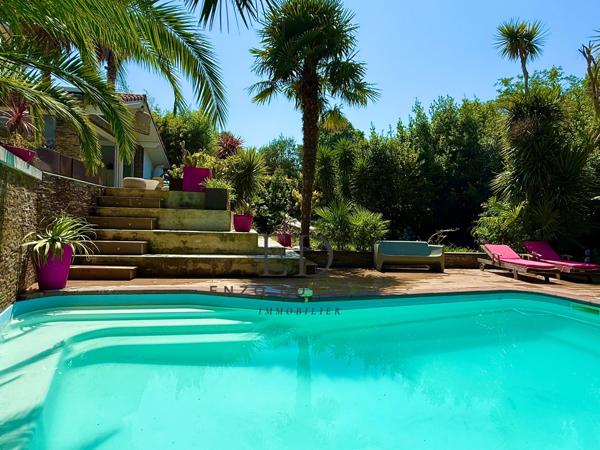 Maison 9 pièces - 301 m² Bien prestige