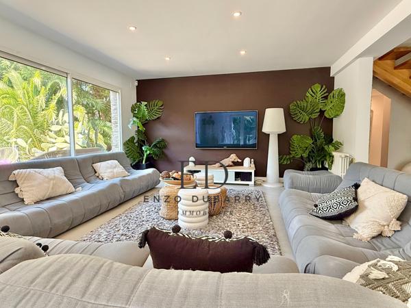 Maison 9 pièces - 301 m² Bien prestige