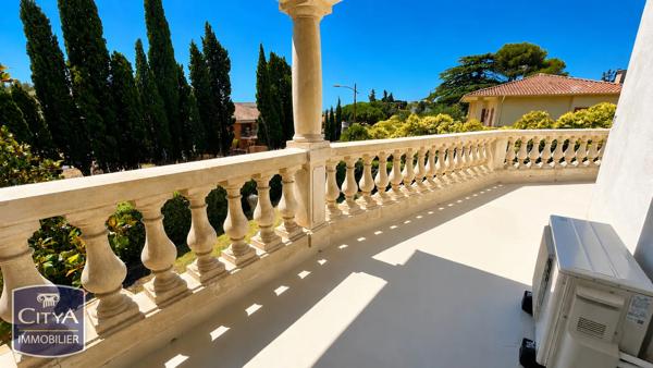 Maison à vendre 5 pièces 165.89m² Fréjus (83600)