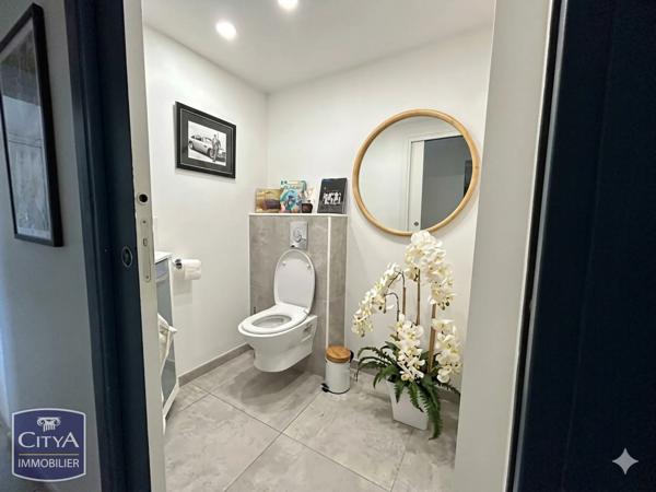 Maison à vendre 5 pièces 165.89m² Fréjus (83600)