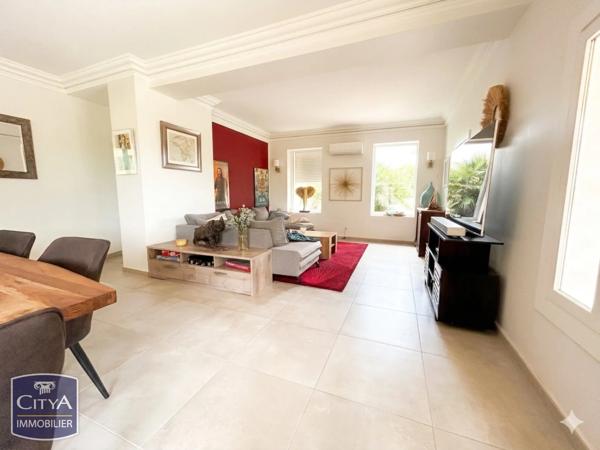 Maison à vendre 5 pièces 165.89m² Fréjus (83600)