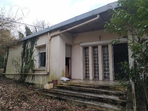 Maison à usage d'habitation située à REVIN (08500), 24 rue George Sand
