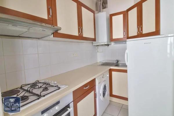 Appartement à louer 1 pièce 30m² Saint-Étienne (42100)