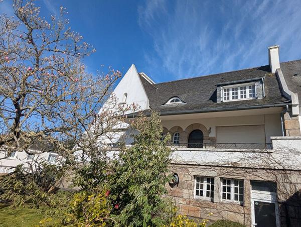 À vendre à Morlaix : Maison de caractère avec local commercial ! Proximité immédiate de l'hôpital